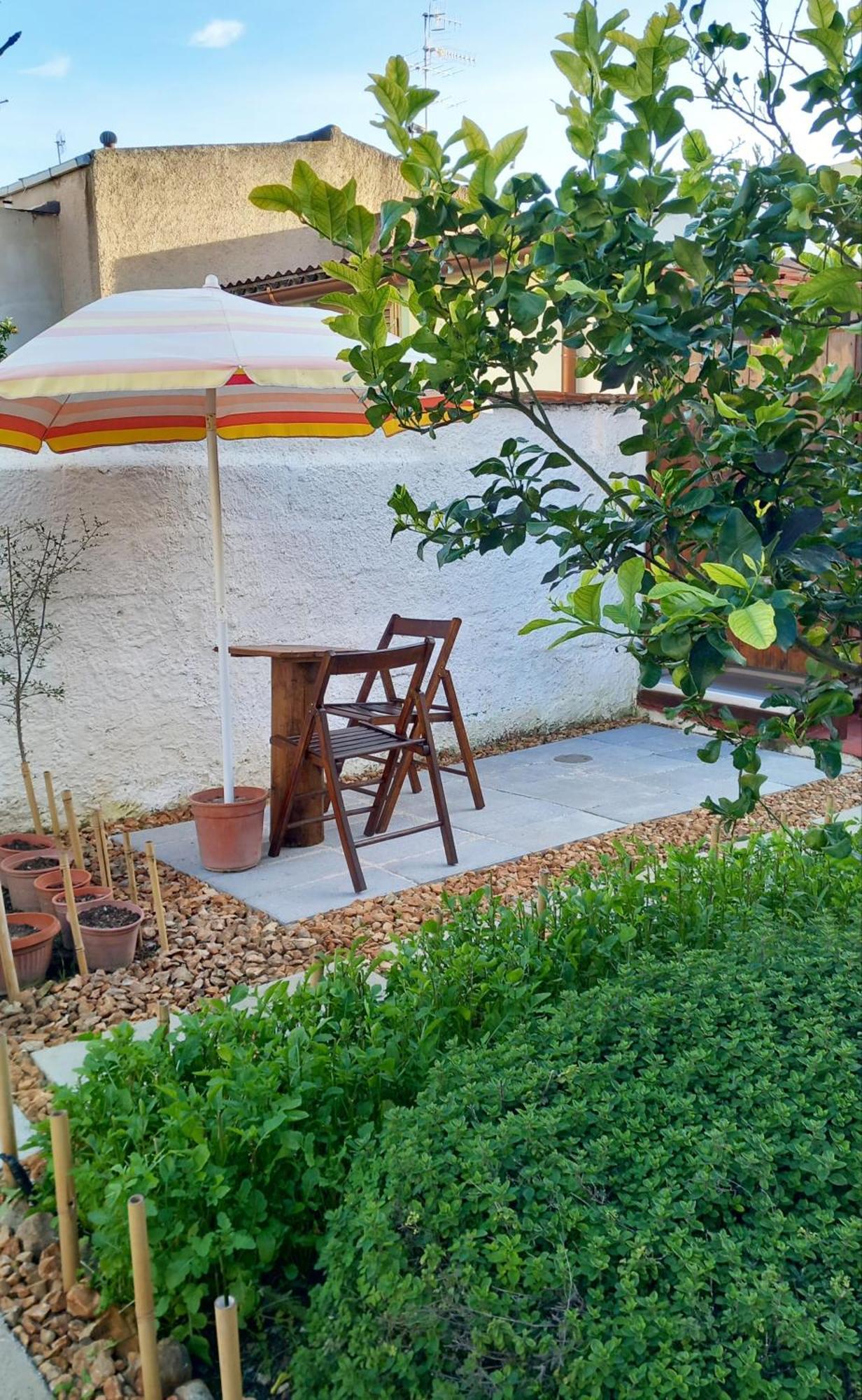 B&B Il Cortile Del Sole Olmedo Exteriör bild